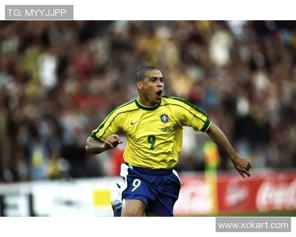 足球明星背后的秘密武器专属运动师如何助力他们的巅峰表现