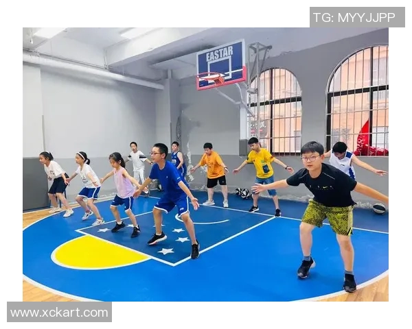 启明星篮球训练营全面提升青少年篮球技能与团队合作能力的专业课程介绍